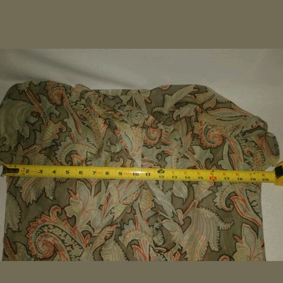 Mary Ann Restivo Low Cut V Neck Top Size 8 - Picture 7 of 8